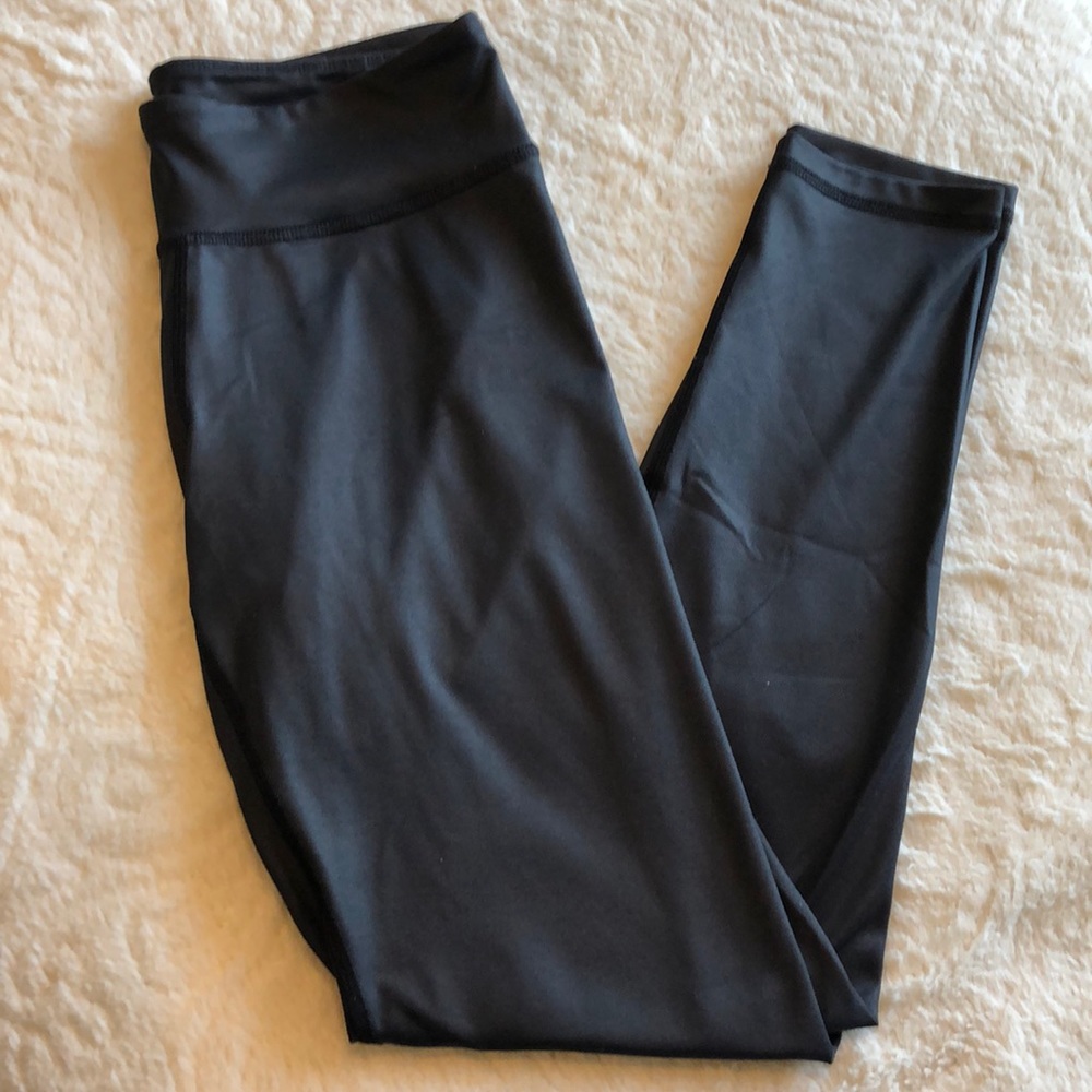 Black leggings